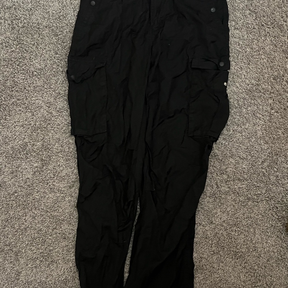 Women’s Black Cargo Pants